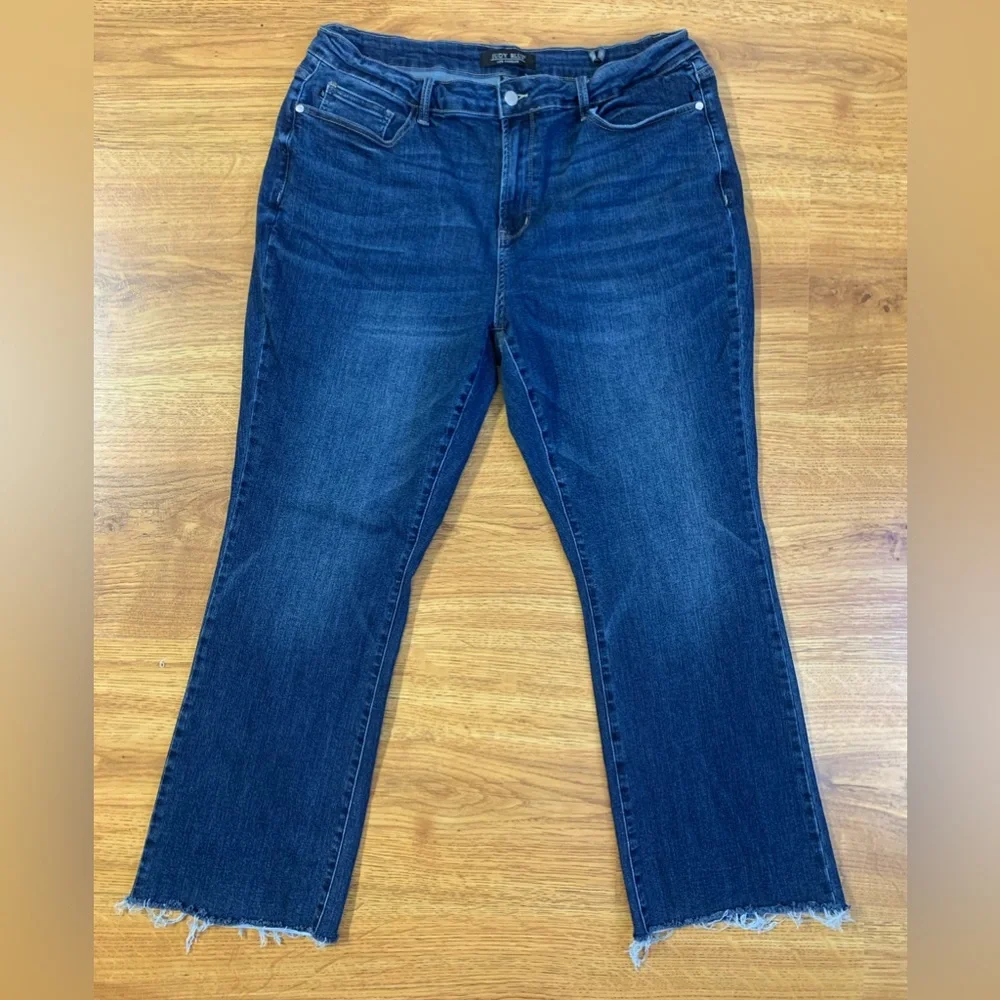Judy Blue Indigo Bootcut Jeans with Frayed Hem